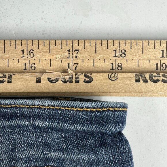 Judy Blue Jeans Womens Measured 36* Relaxed Blue Distressed Stretch Denim Tag 32 - Picture 16 of 16